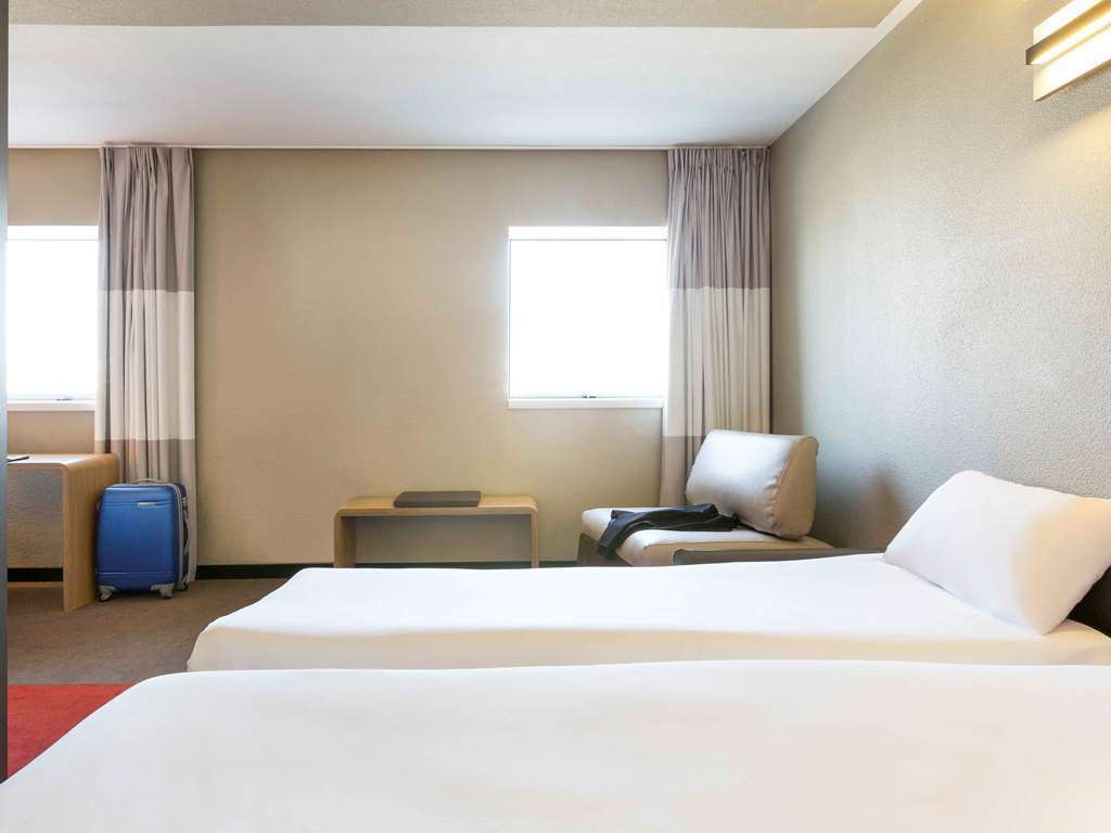 Ibis Carlisle City Centre Room photo